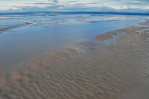 Mega-ripples and sandbanks (C) Andrew Lysser